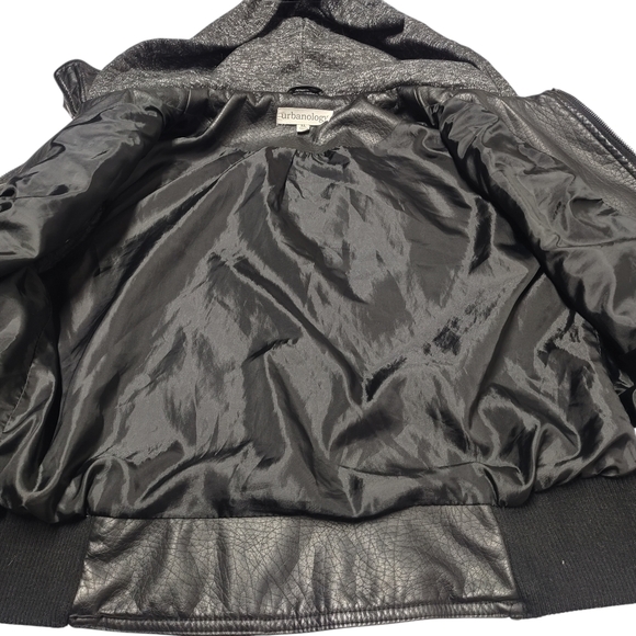 Urbanology Women's Black Faux Leather Hooded Zip Up Lined Jacket Size XL - Picture 5 of 10